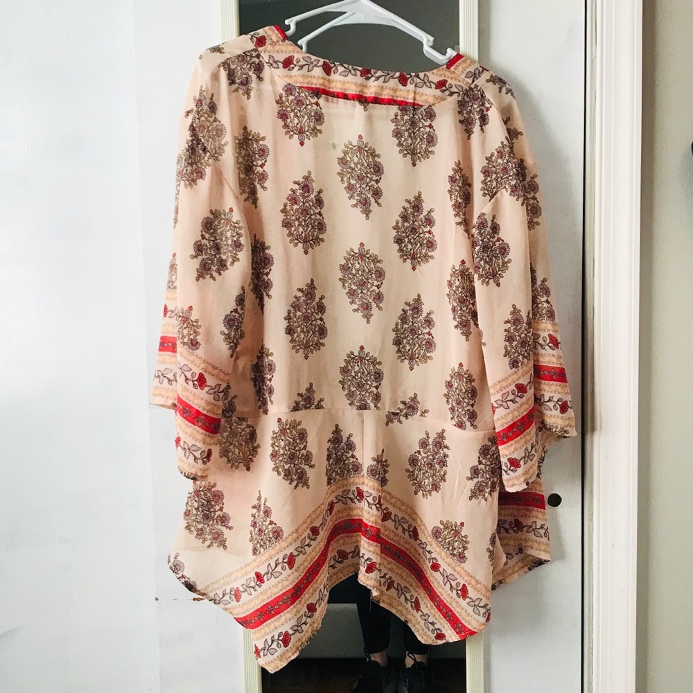 Patterned Kimono - Picture 2 of 4
